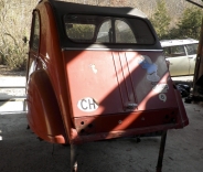 Citroen 2CV rouge