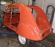 Citroen 2CV rouge