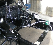 DS 19, compartiment moteur entièrement remis à neuf, qui attend sa mécanique